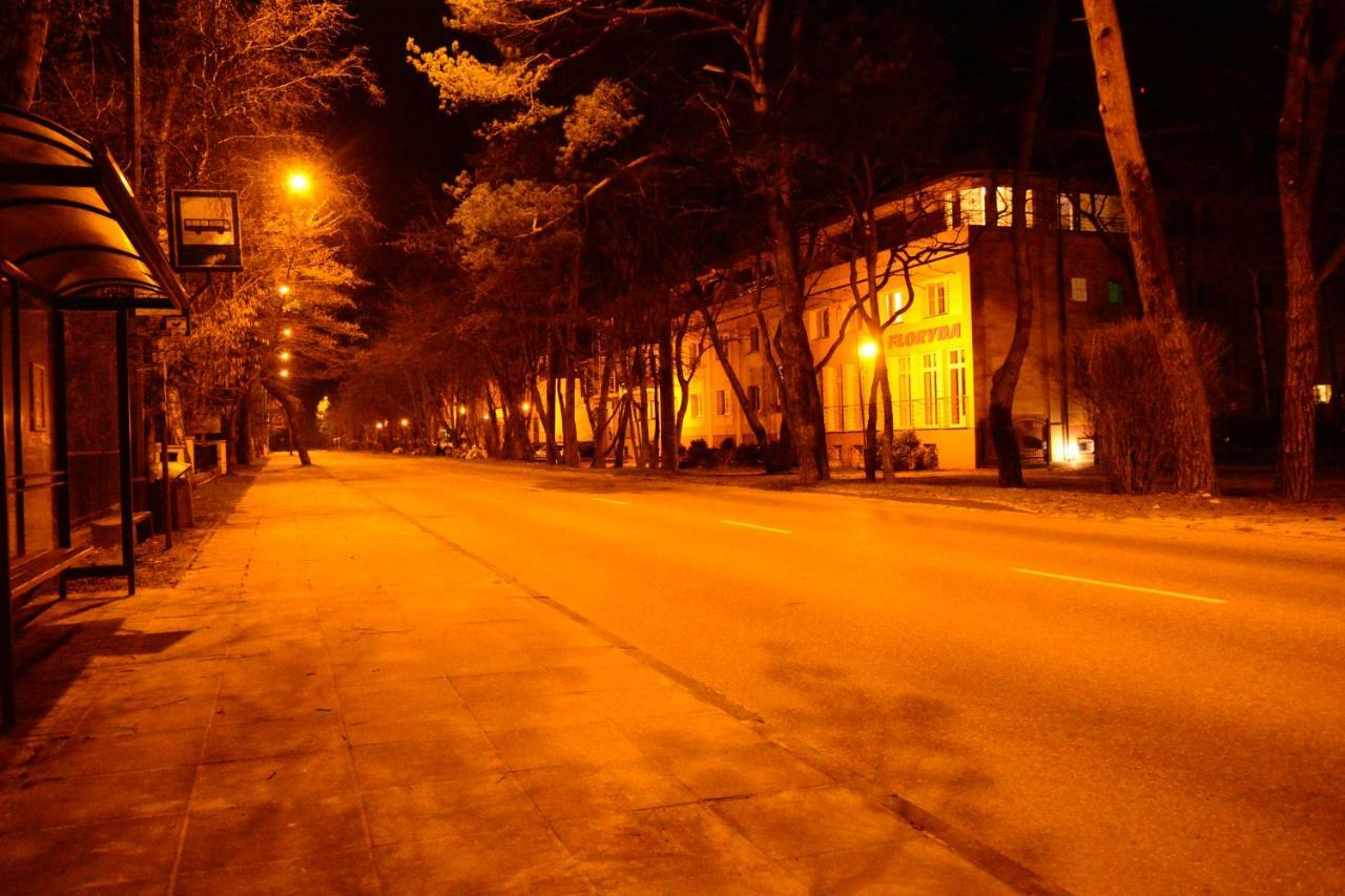 Floryda Jurata Bed and Breakfast Buitenkant foto
